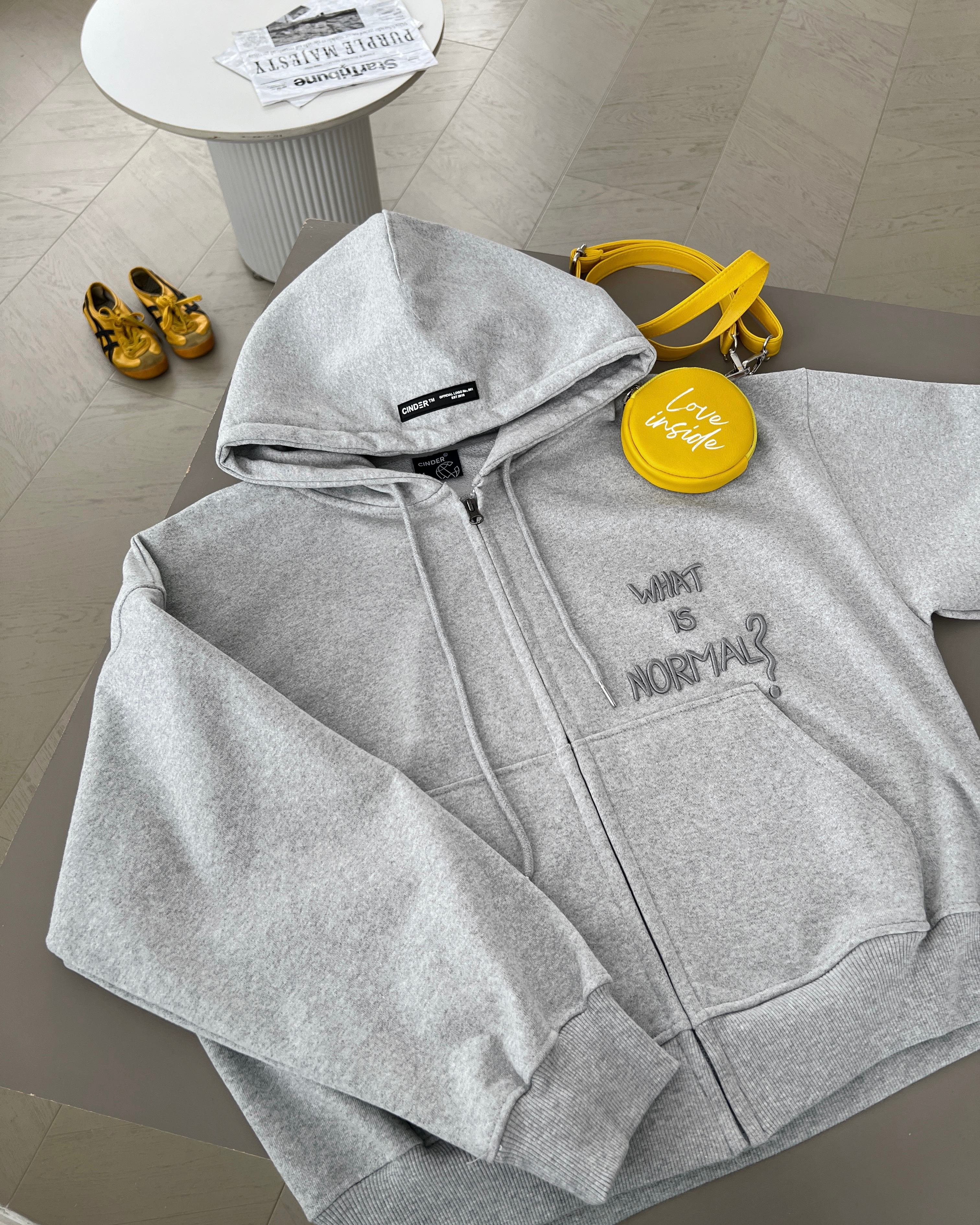 Normal - Hoodie Zip Boxy