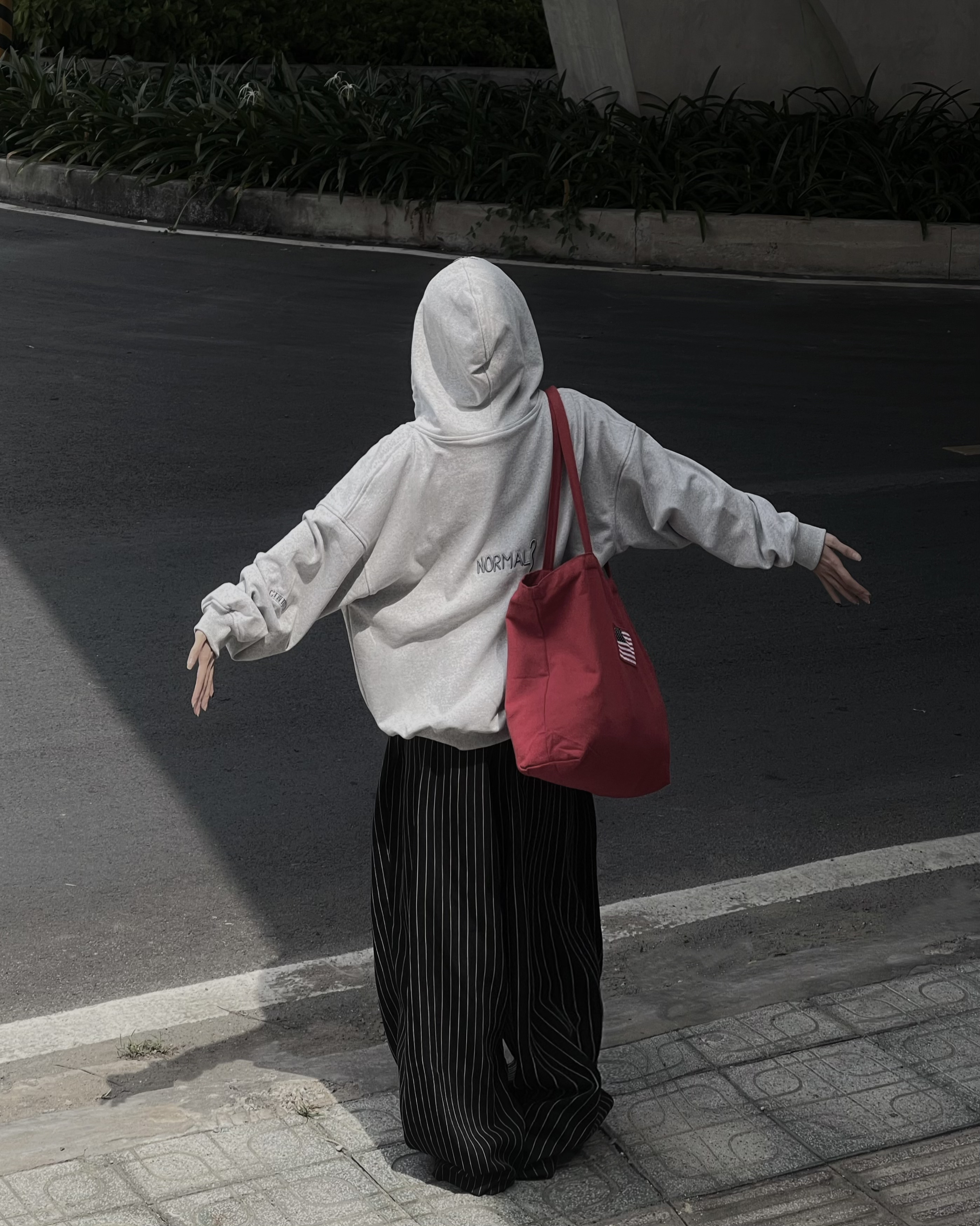 Normal - Hoodie Zip Boxy